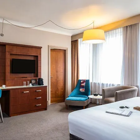 Mercure Holland House Hotel 4*