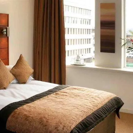 酒店 Mercure Holland House 4*