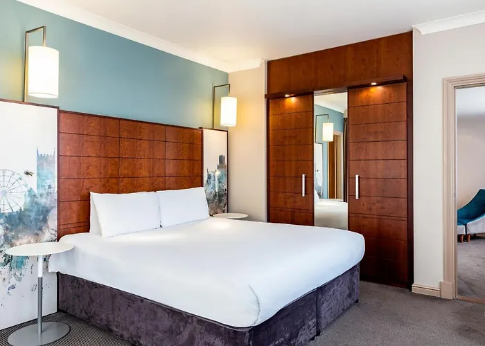 Mercure Holland House