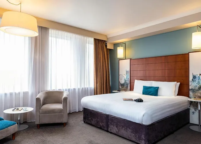 Hotell Mercure Holland House 4*