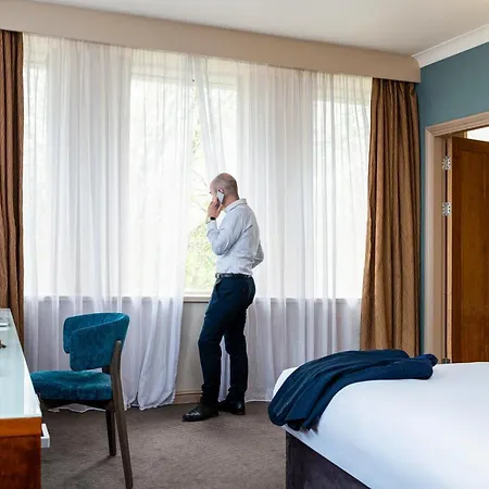 Mercure Holland House Hotel 4*