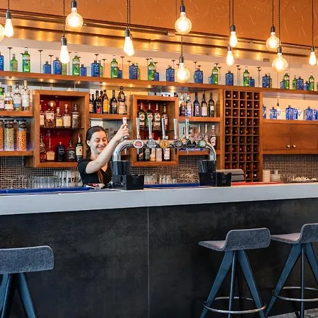 Mercure Holland House Hotel