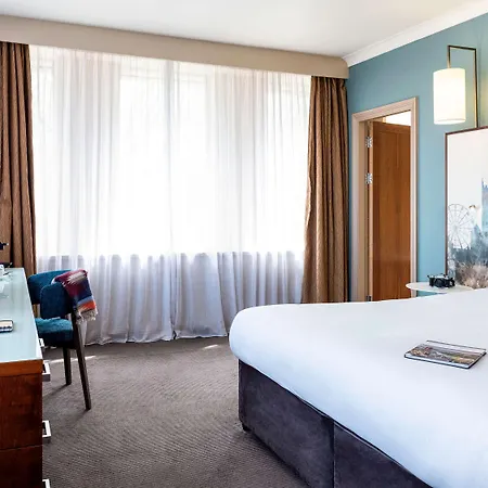 Mercure Holland House Hotel 4*