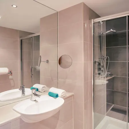 Mercure Holland House Hotel Bristol