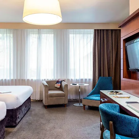 Mercure Holland House Hotel 4*