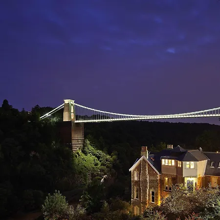 Mercure Holland House Hotel 4*