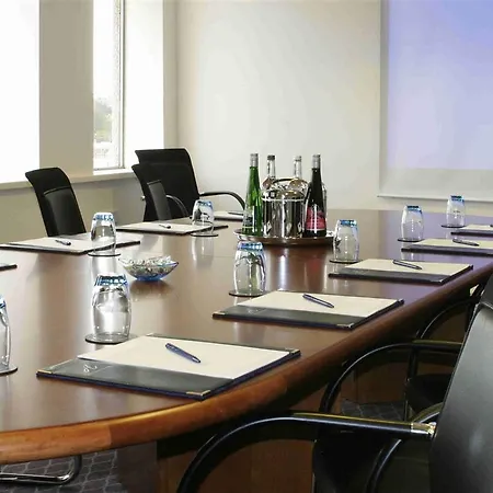 Mercure Holland House 4* Μπρίστολ