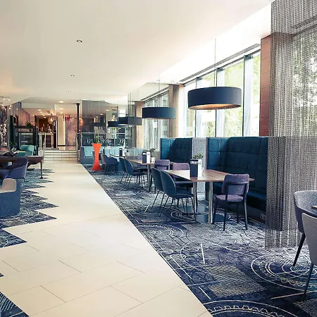 Mercure Holland House 4*