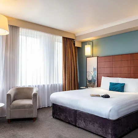 Mercure Holland House