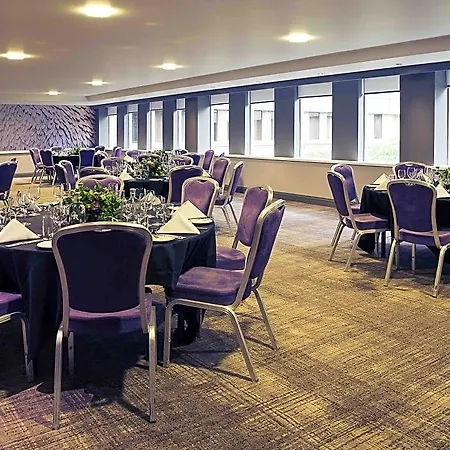 Mercure Holland House 4*
