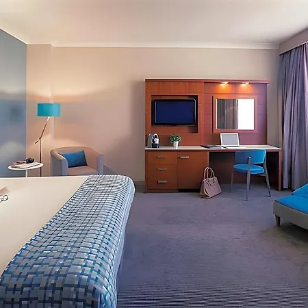 Mercure Holland House