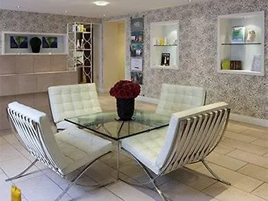 Mercure Holland House Hotel 4*