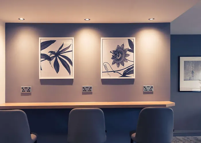 Mercure Holland House