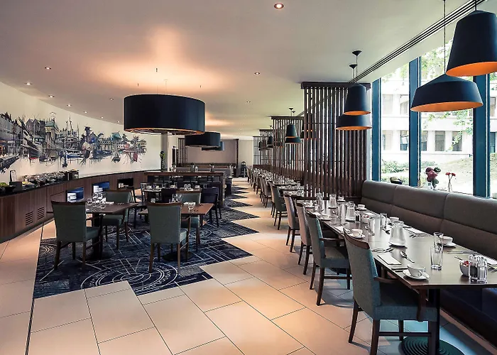 Mercure Holland House 4* Bristol