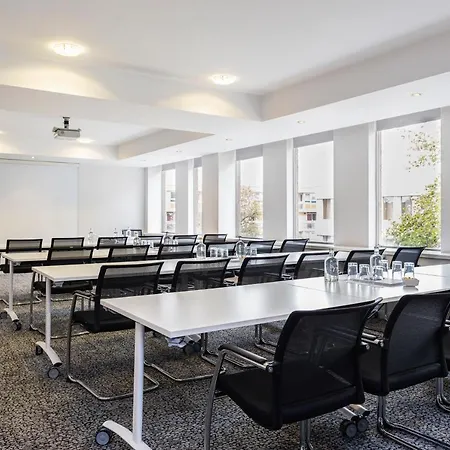 Mercure Holland House 4* בריסטול