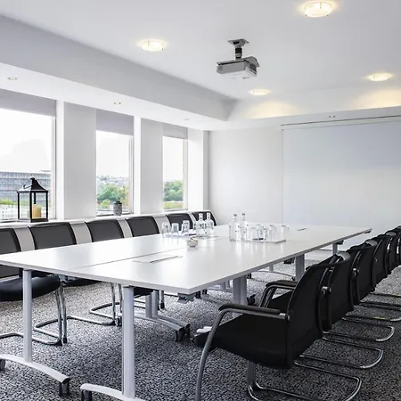Mercure Holland House 4* Μπρίστολ