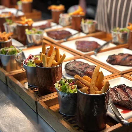 Mercure Holland House