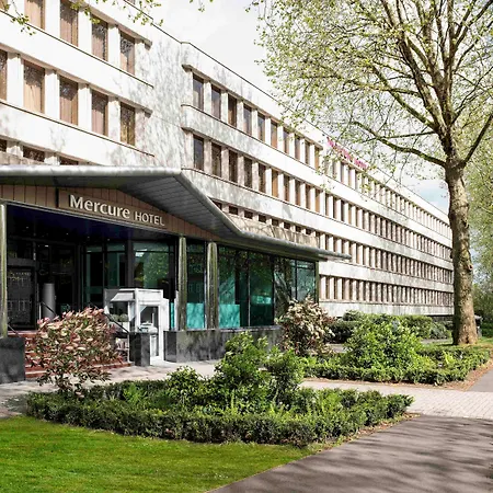 Mercure Holland House