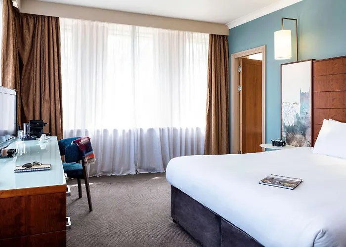 Mercure Holland House Ξενοδοχείο 4*